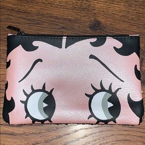 Makeup bag